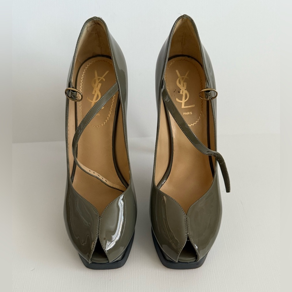 Yves Saint Laurent vintage platform pumps